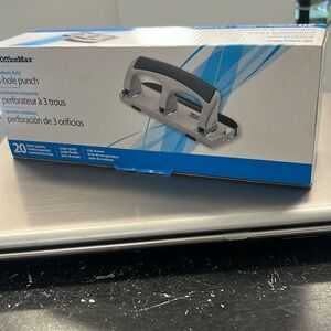 3 punch hole. New in a box. Unopened.